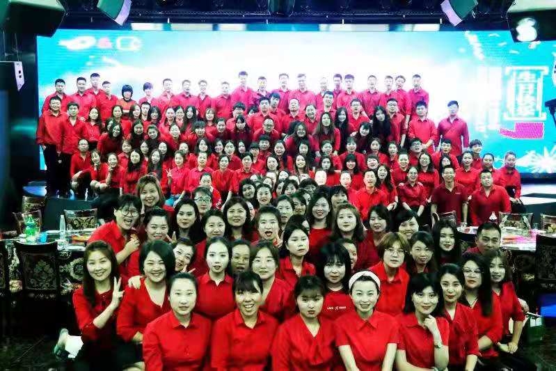 打造鴻躍 —— 專業(yè)的出國就業(yè)服務(wù)機構(gòu)